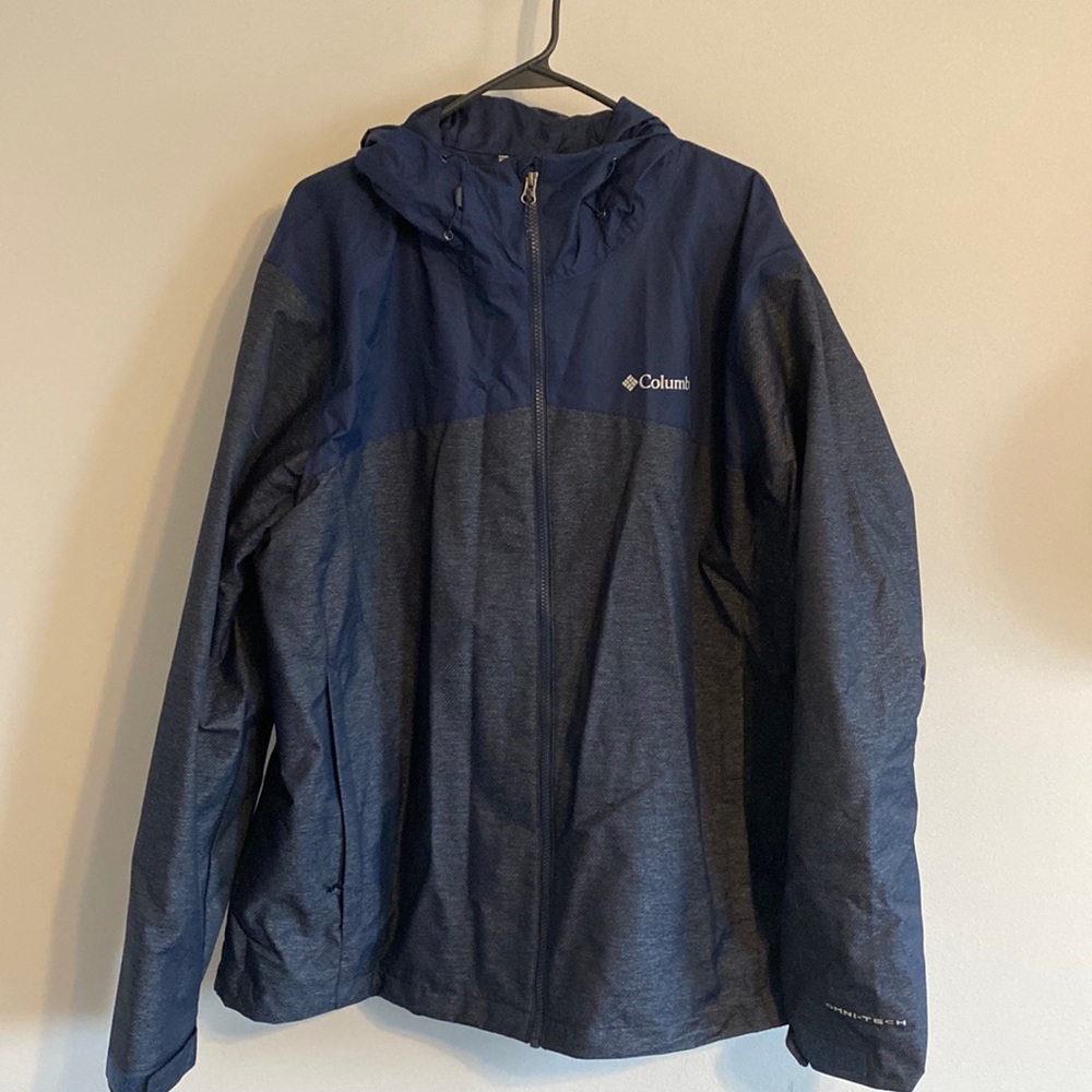 Columbia hooded rain jacket coat LIKE NEW